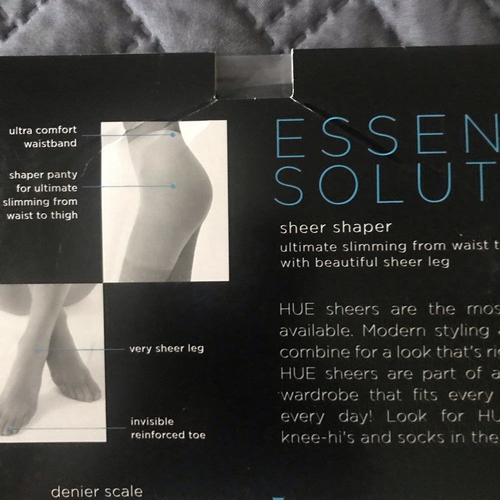 Hue Essential Solutions Clear Control Sheer Shaper - Picture 8 of 9